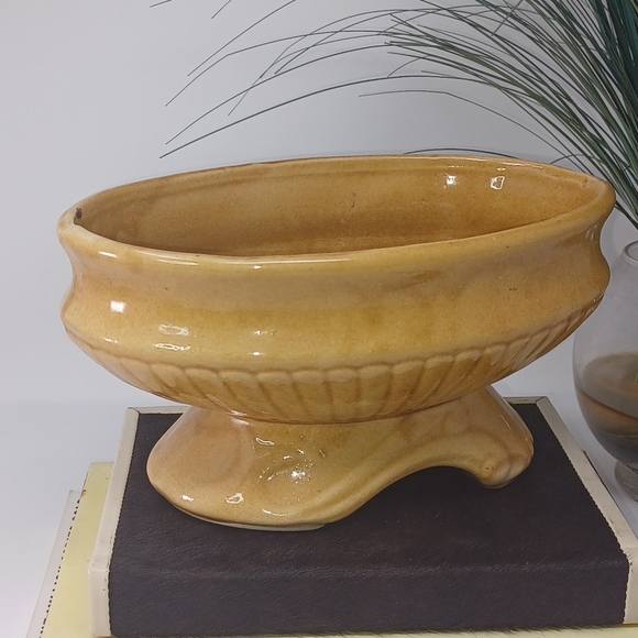 Vintage Oblong Vase - Picture 4 of 5